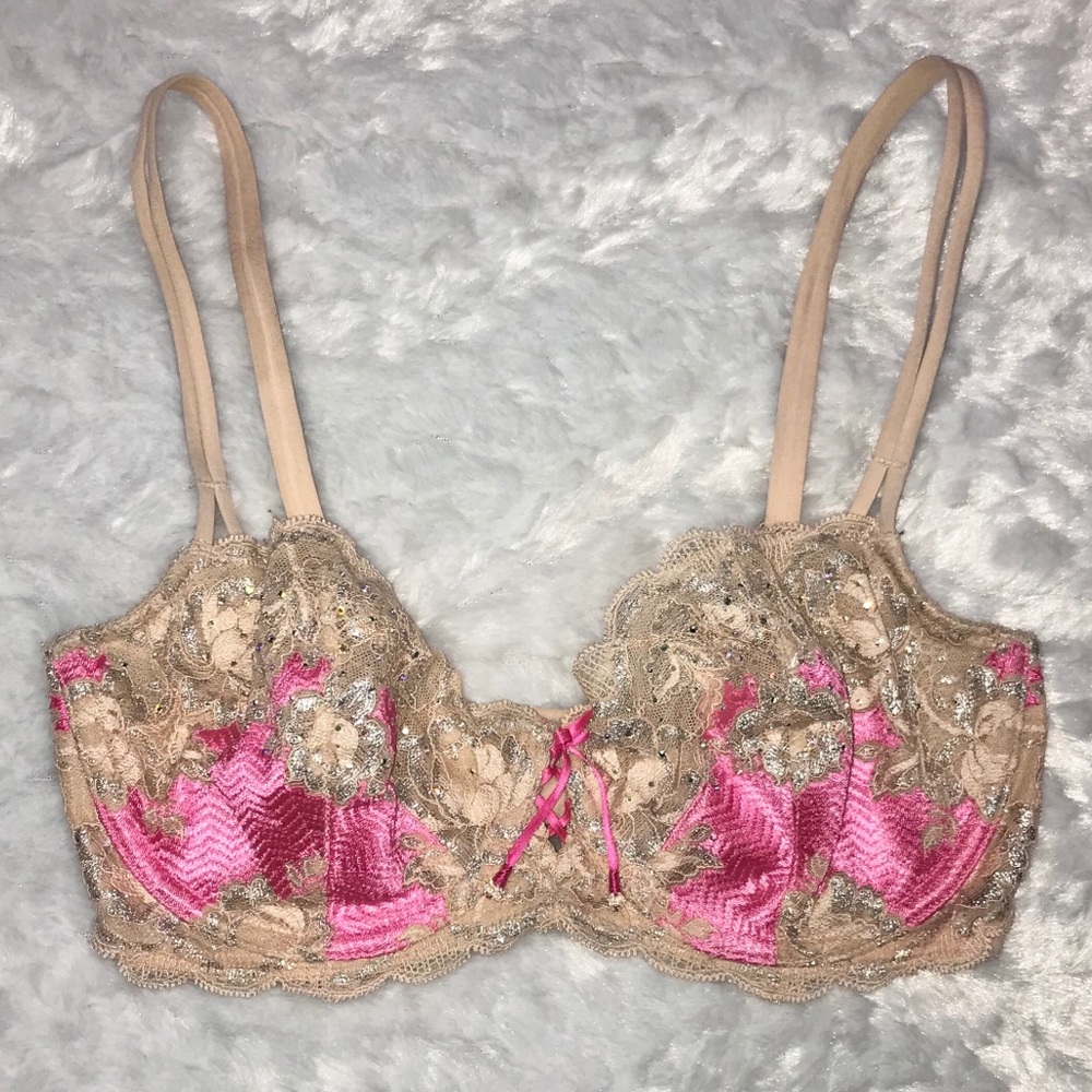 Victoria Secret Very Sexy Lace Unlined Demi Bra